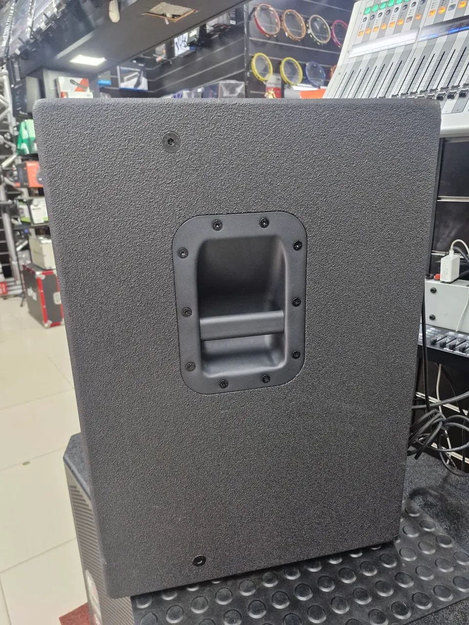 K AUDIO CX TWZ 12A 1400W 135dB  - Foto 3