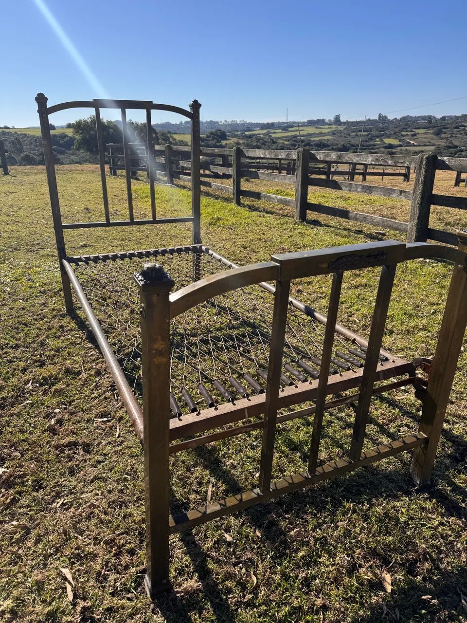 Cama Antiga em Bronze de Solteiro  - Foto 5