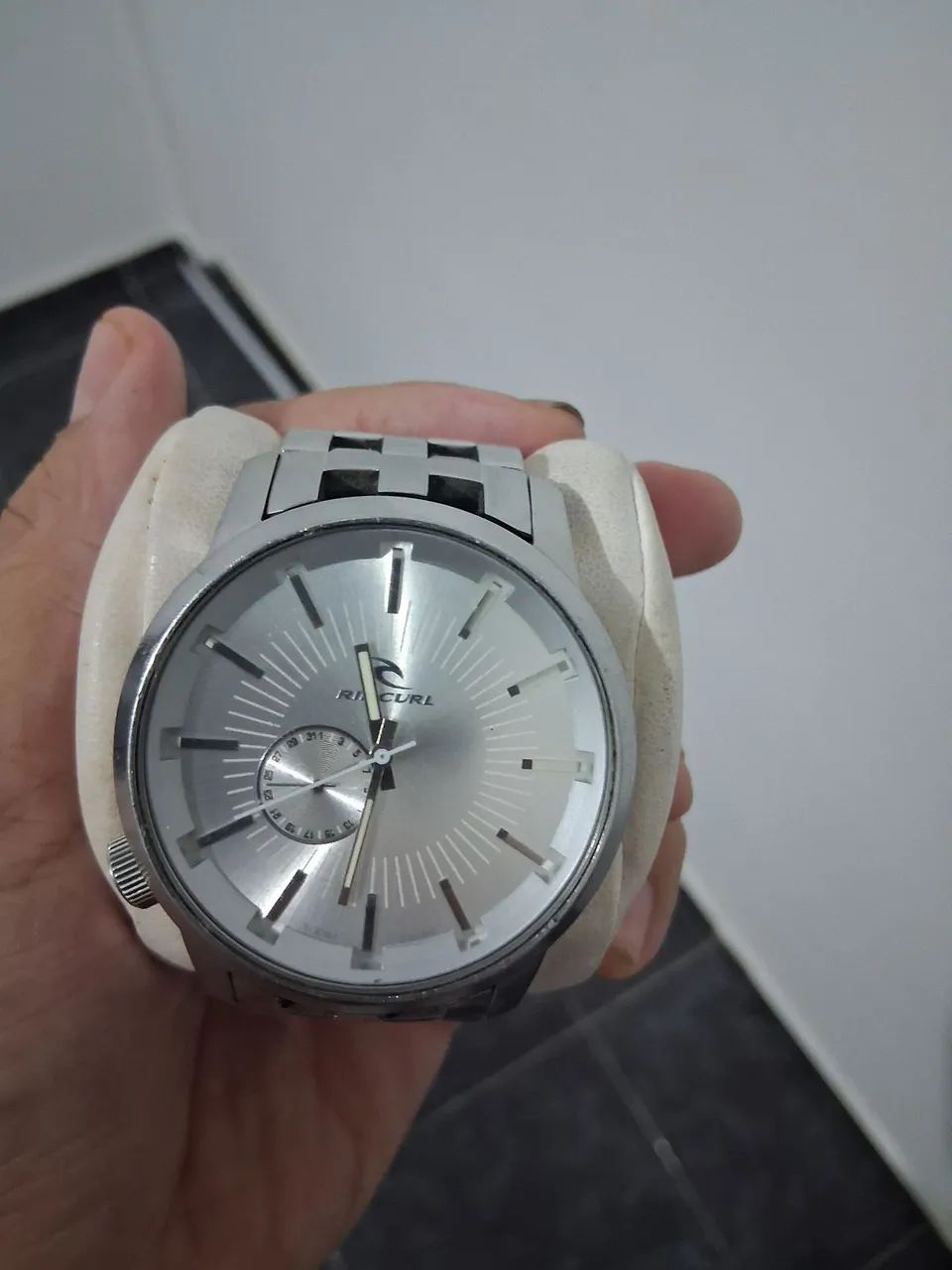 Relogio rip curl detroit cromado