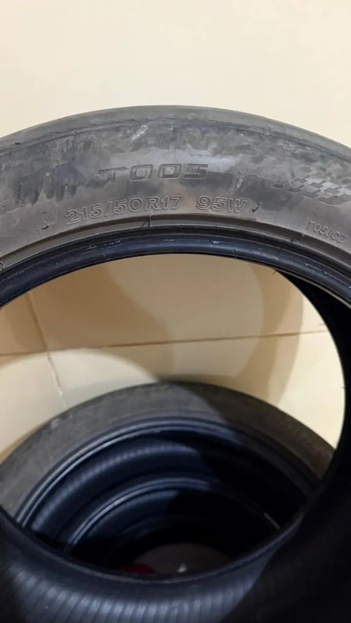 Pneus Bridgestone 215/50 R17 - Foto 4