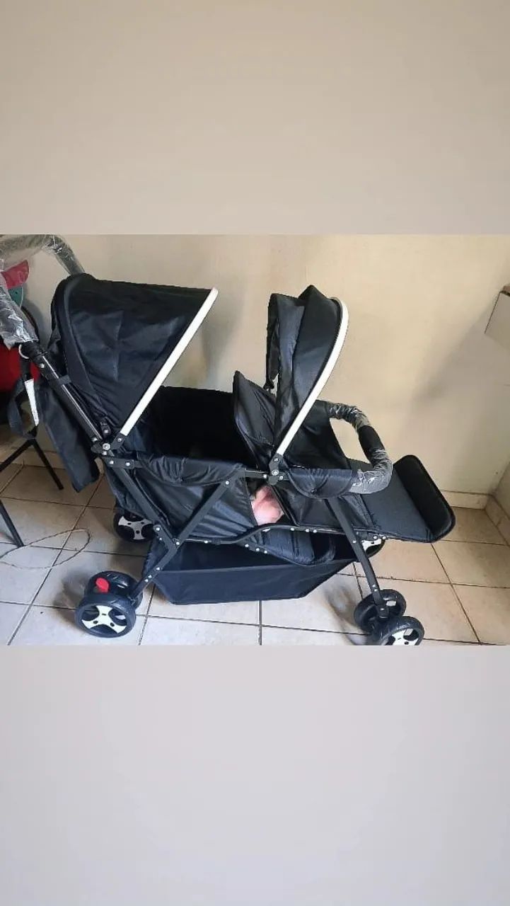 Carrinho de Bebê Gêmeos 