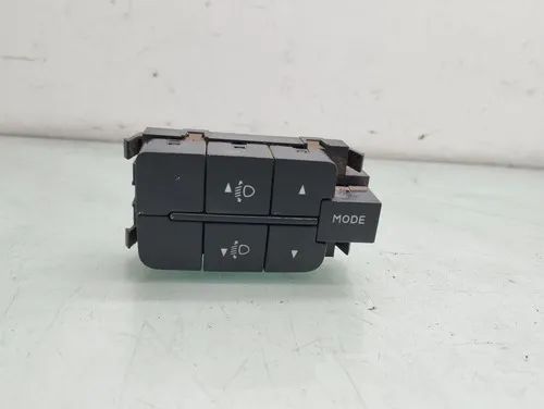 Botão Comando Luz Iveco Daily 2013