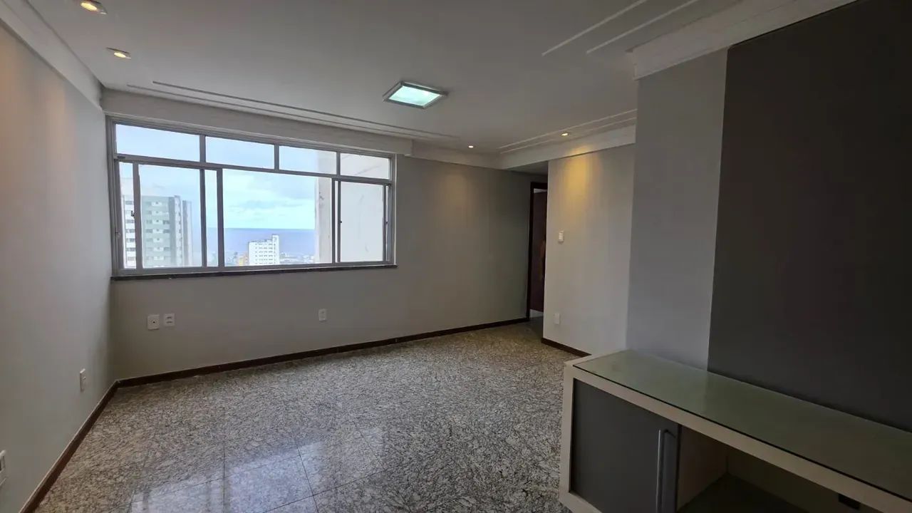 02 quartos + dependência, nascente, Pituba!