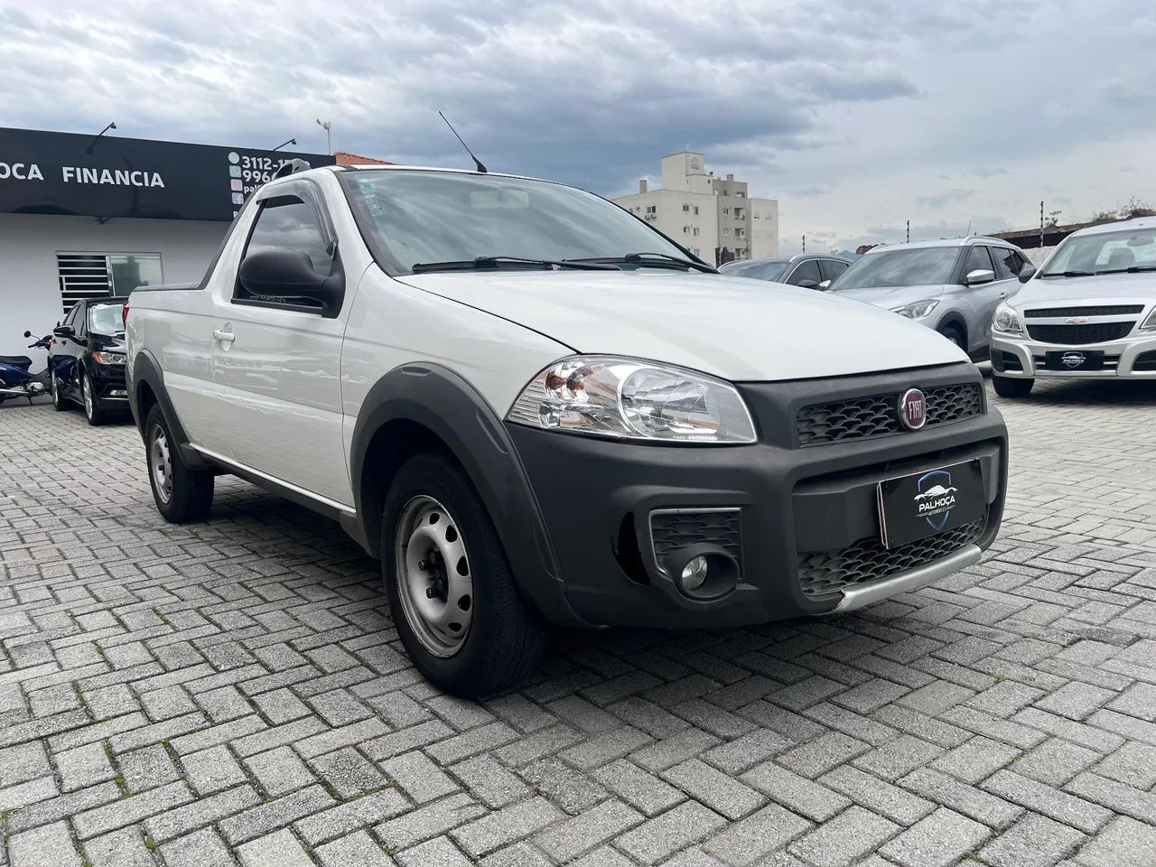 Fiat Strada Working Hard 1.4 Fire Flex 8V CS 2017 - Foto 2