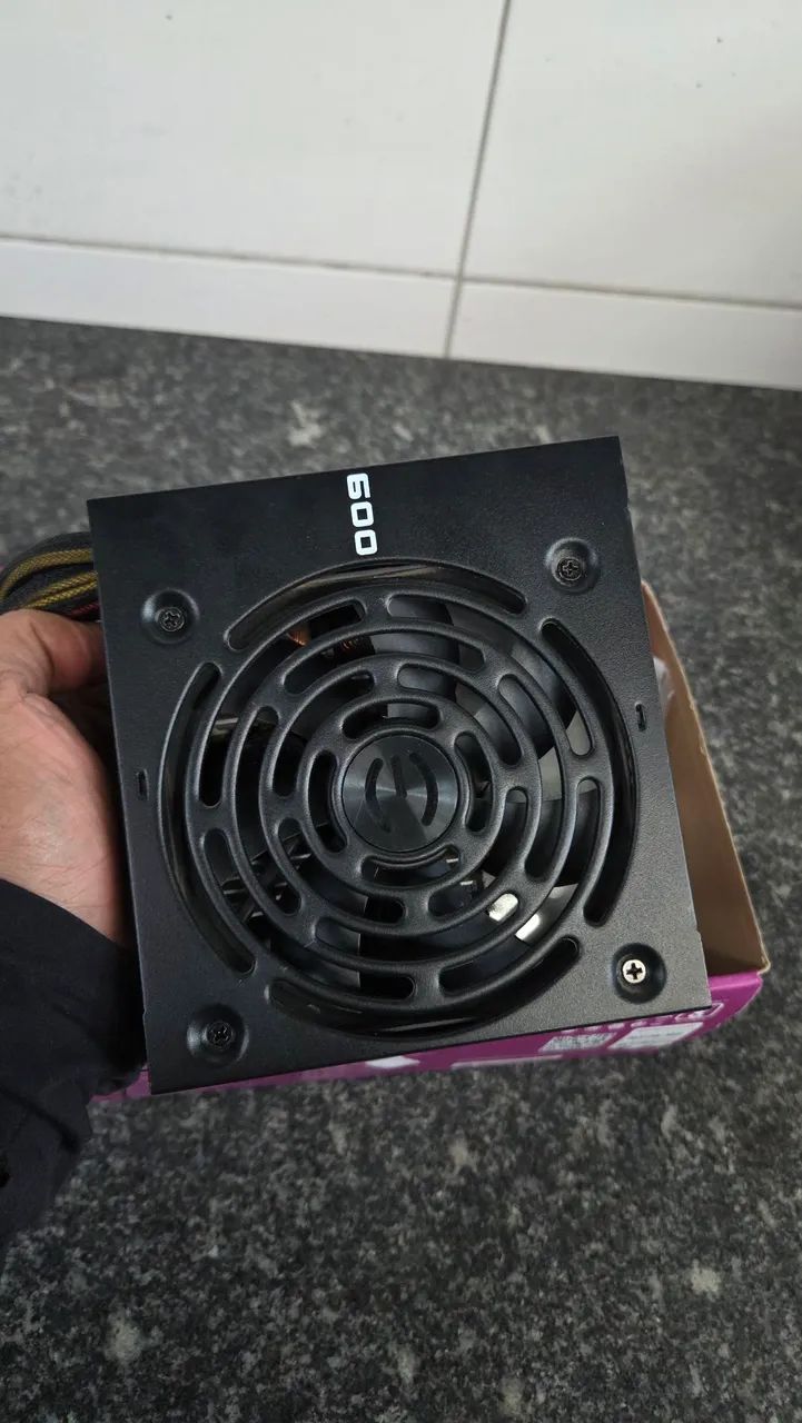 Fonte 600w evga  - Foto 3
