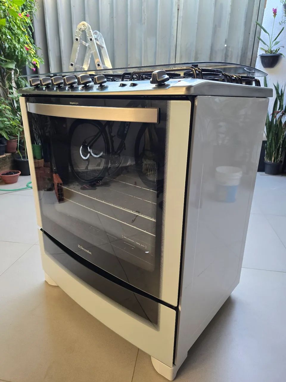 Fogão Electrolux 5 bocas com Grill - Foto 2