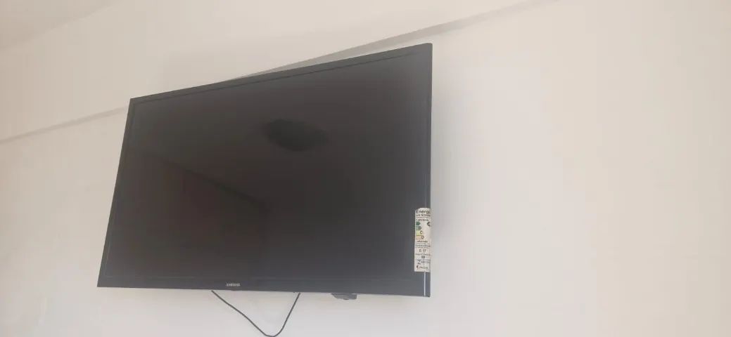 TV Samsung 32" Usada - Funcionando Perfeitamente - Foto 4