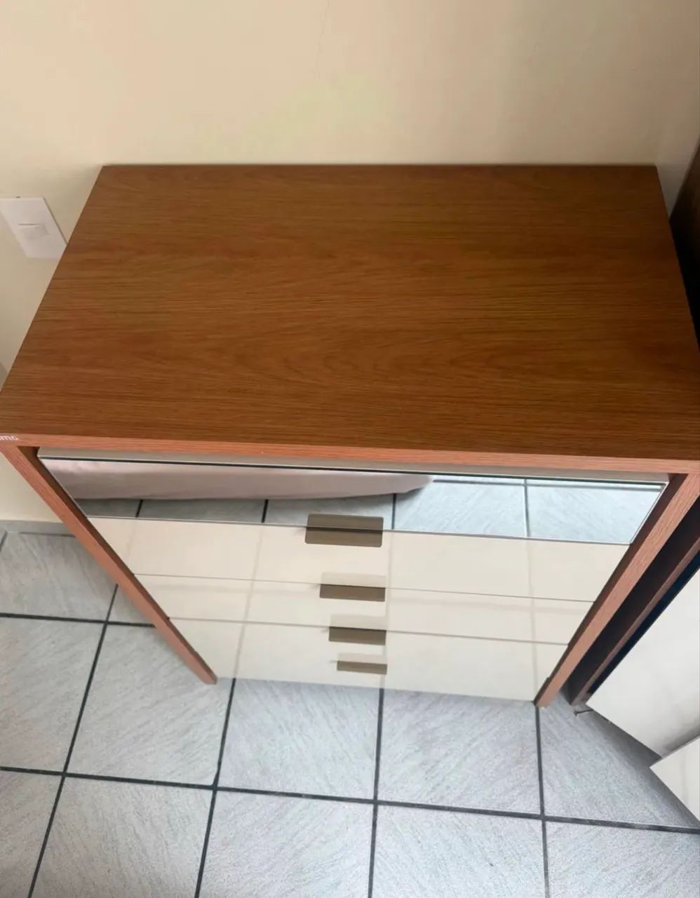 Cômoda em ótimo estado 