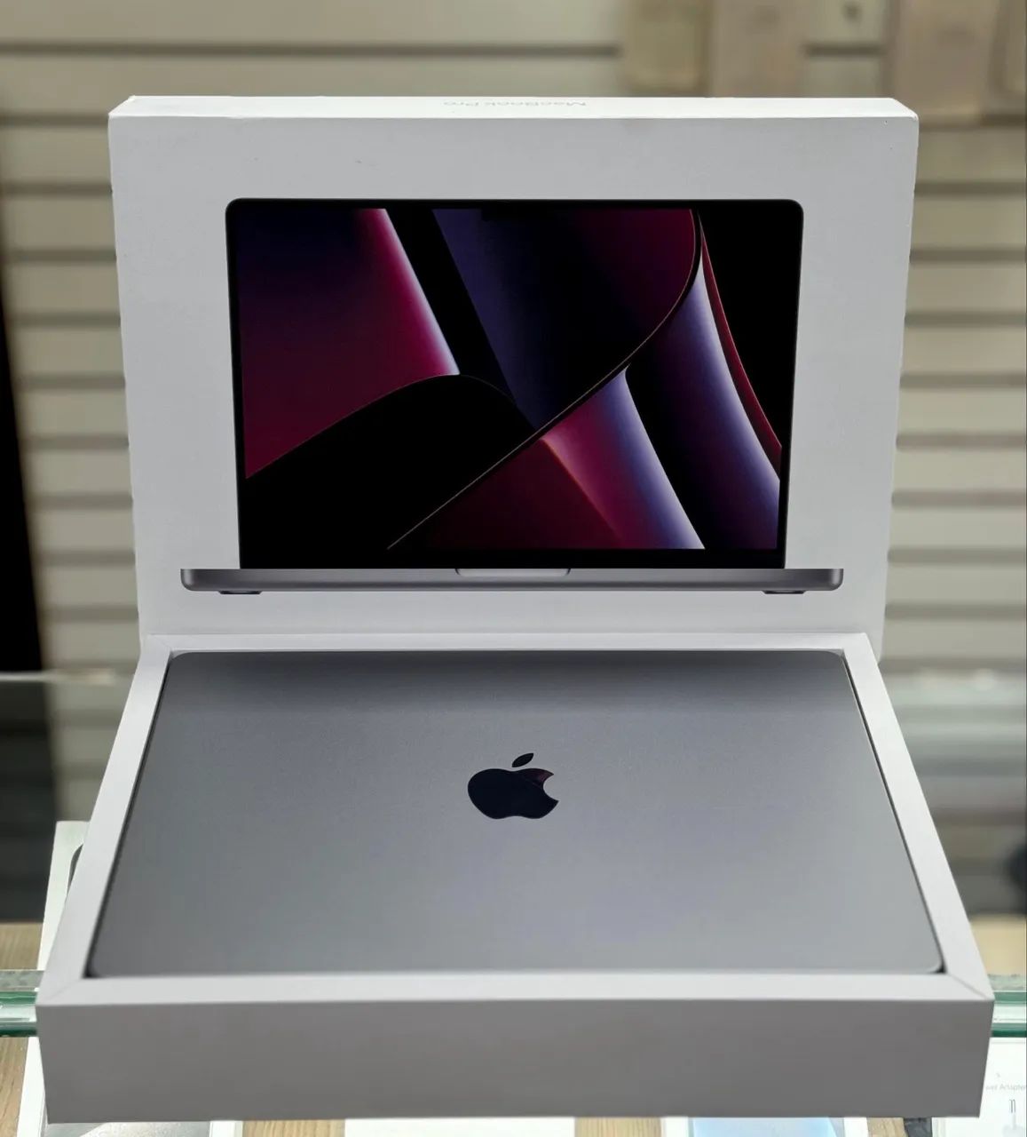 Macbook pro 14 polegadas chip m2 pro LOJA FÍSICA bateria 88%, com