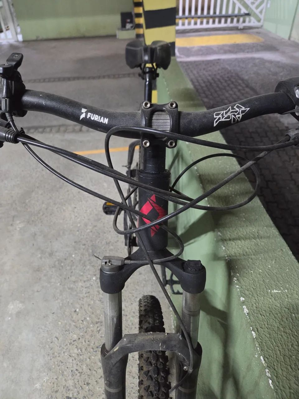 Bicicleta Aro 29 First 27v Shimano - Foto 4