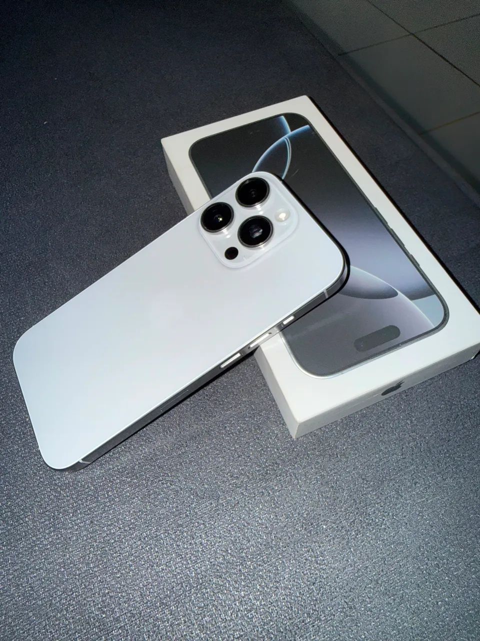 iPhone 16 pro 128gb - Foto 3