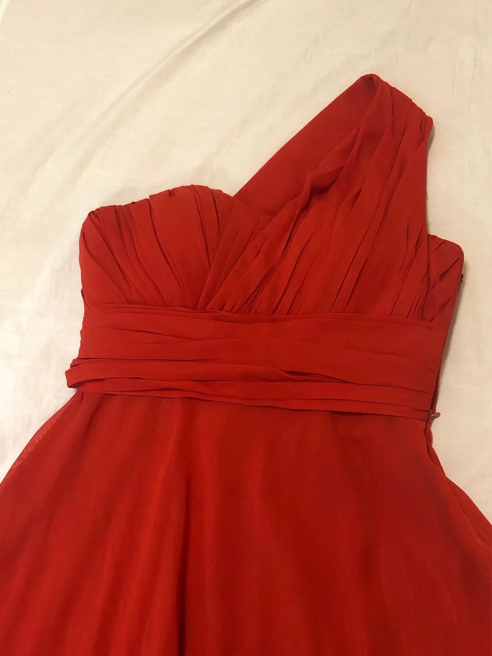 Vestido um ombro só 