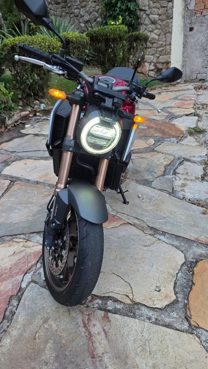 CB 650R 2022 - Foto 5
