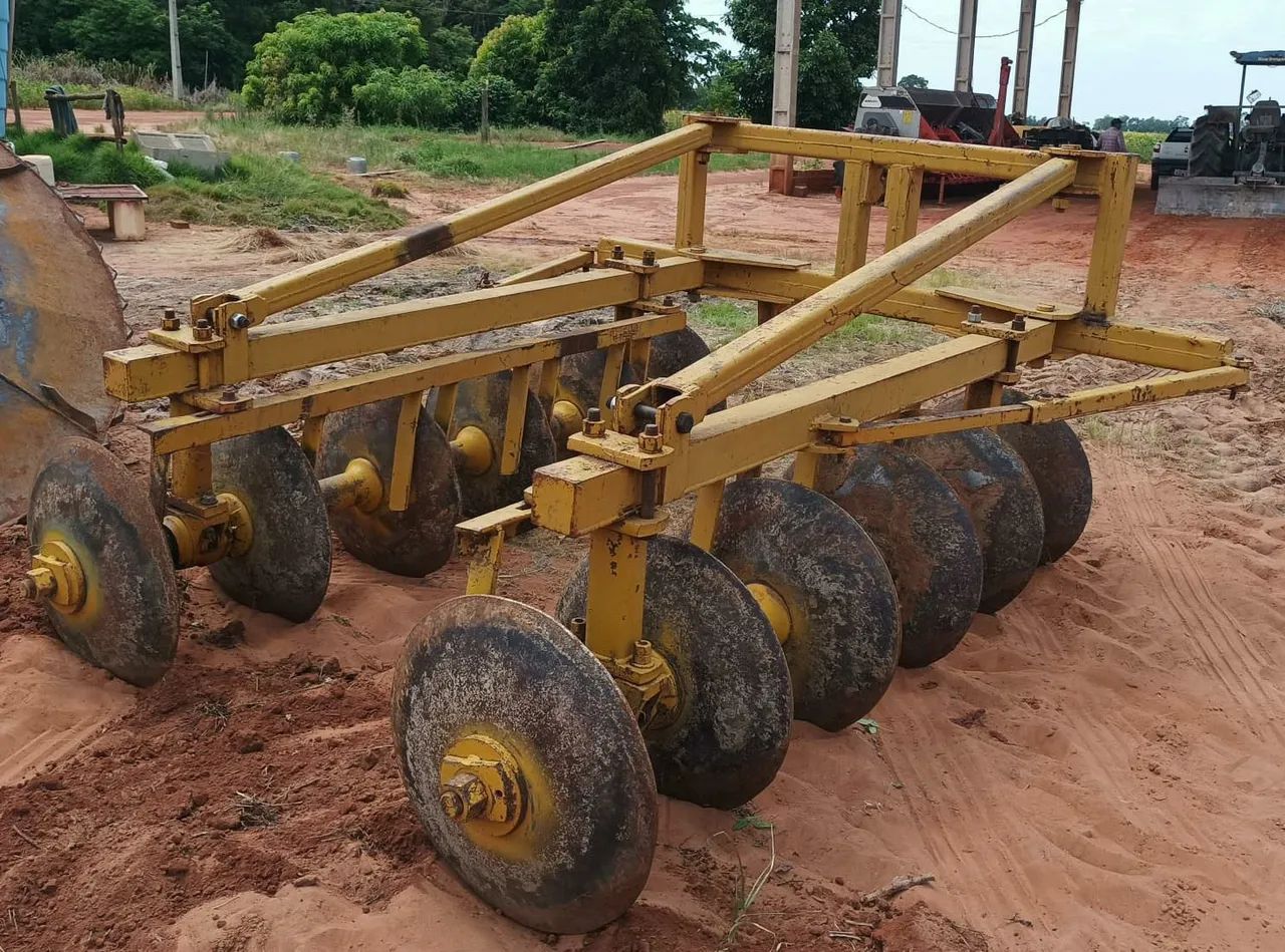 Terraceador de hidráulico marca tatu