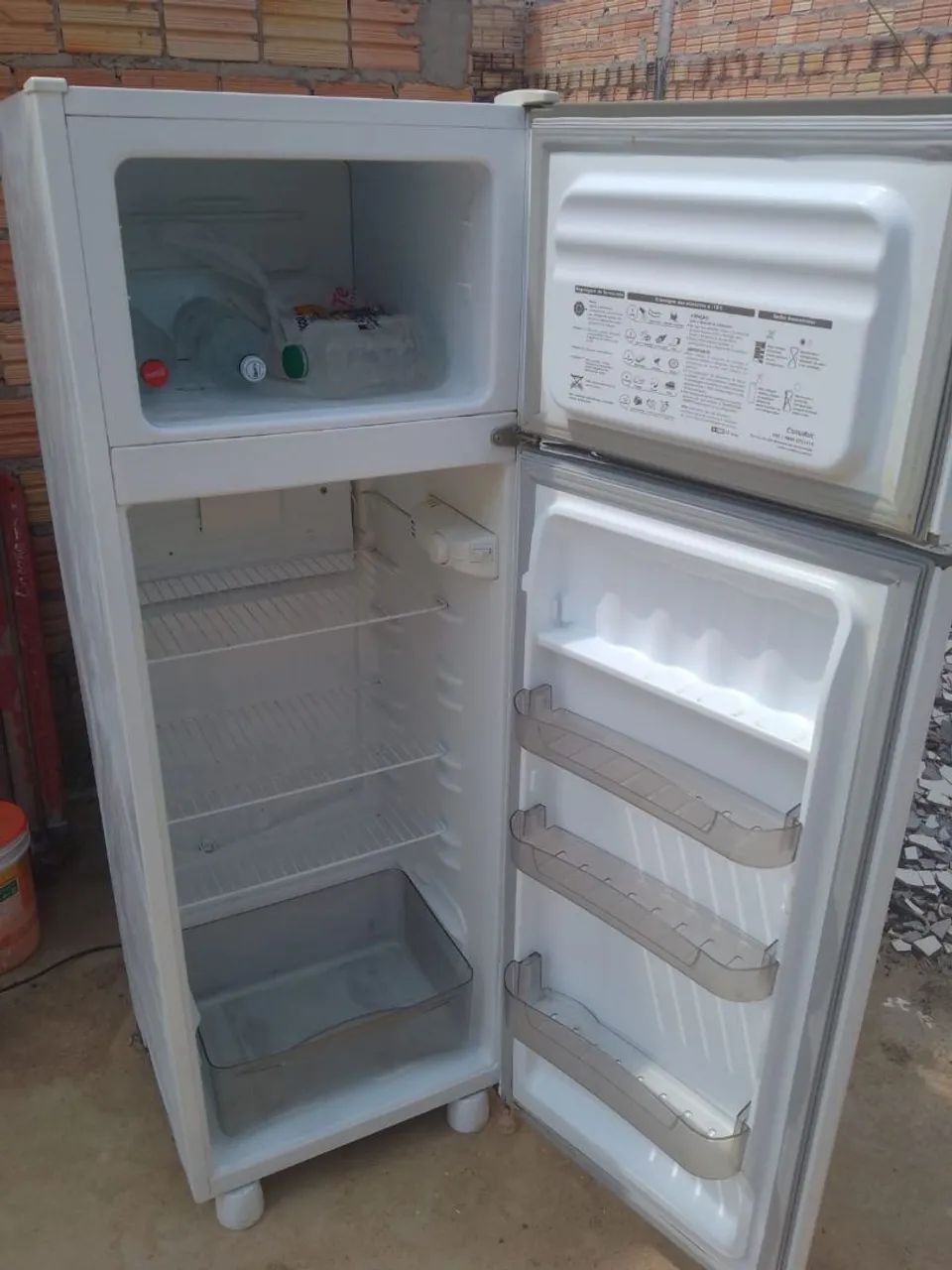 Geladeira funcionando normalmente usada  - Foto 3