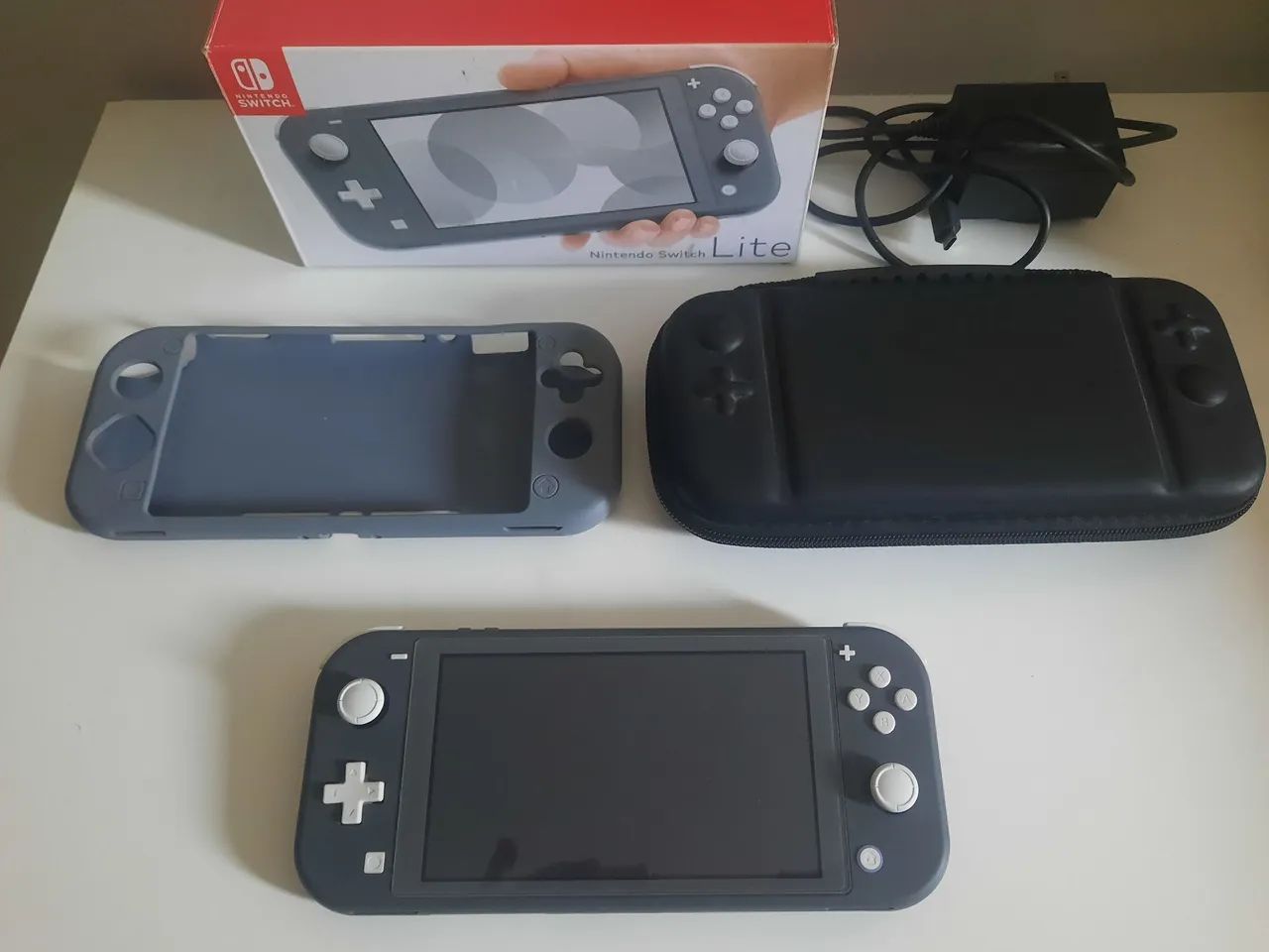 Nintendo Switch Lite 128GB desbloqueado