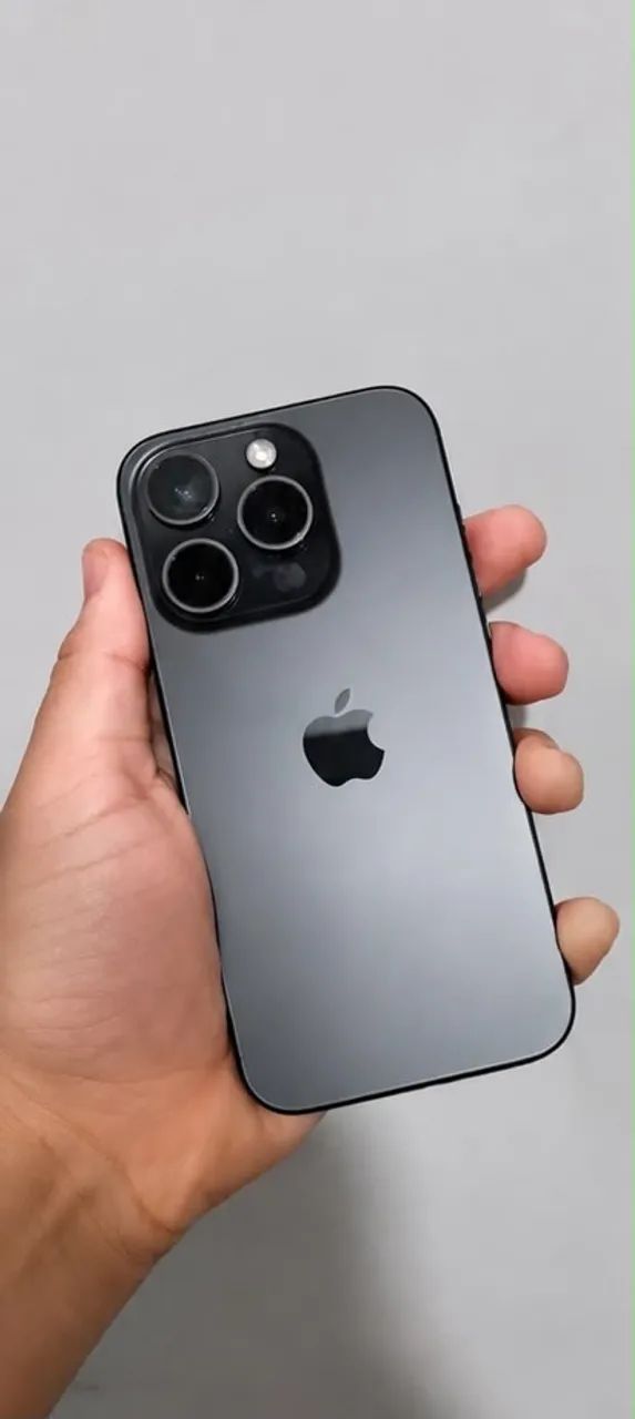 iPhone 15 pro 126gb Preto