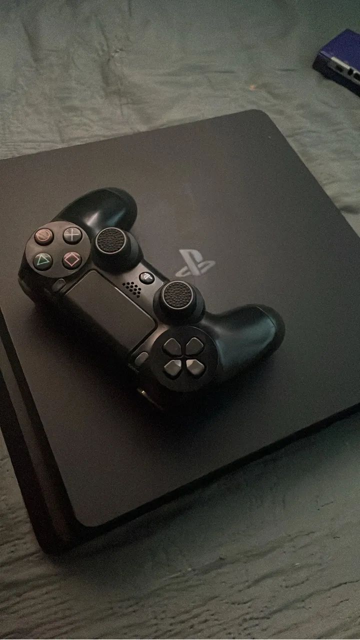Ps4 slim