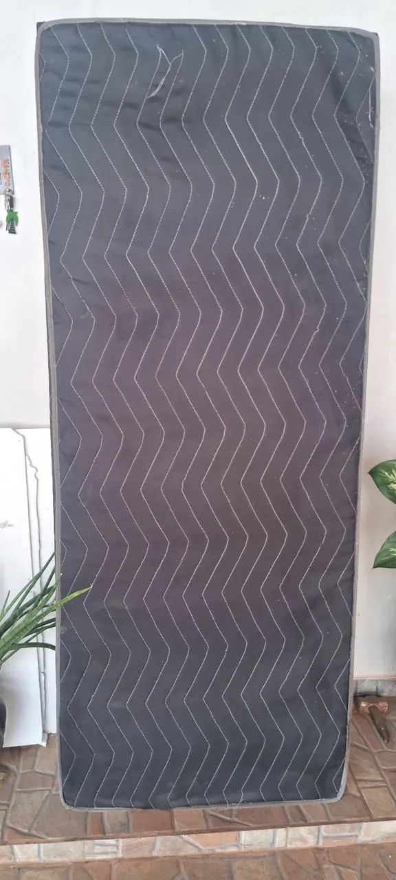 Vendo base de cama solteiro  - Foto 3