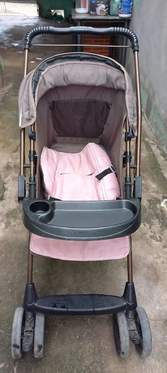 Carrinho de Bebê Menina