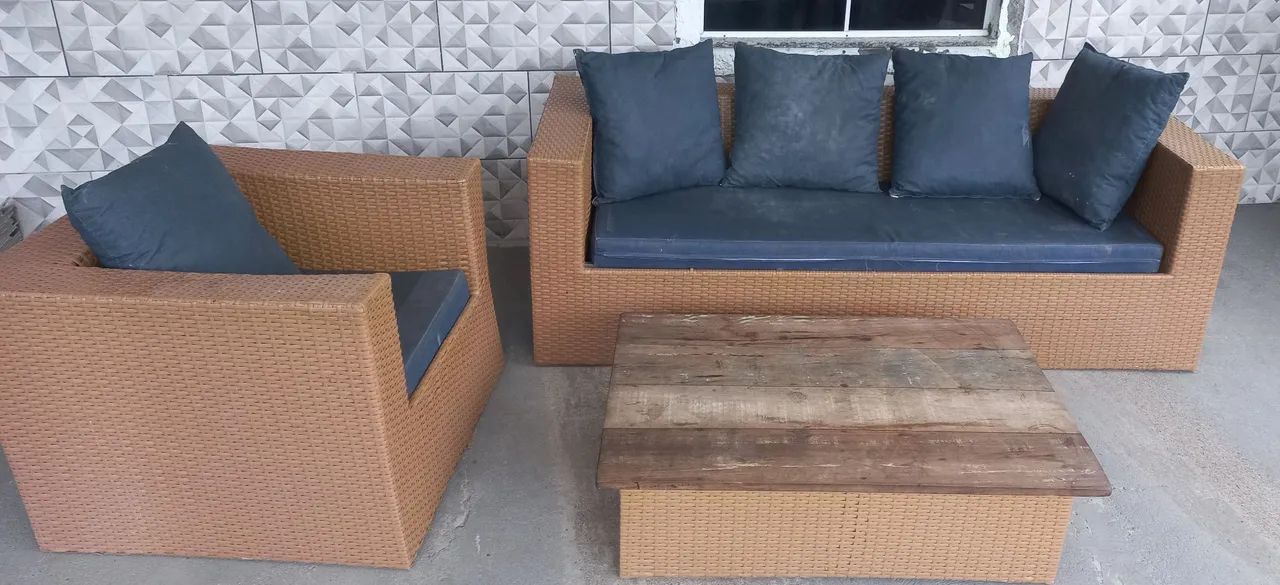 Conjunto Sofá Fibra Sintética + Poltrona + Mesa - Completo