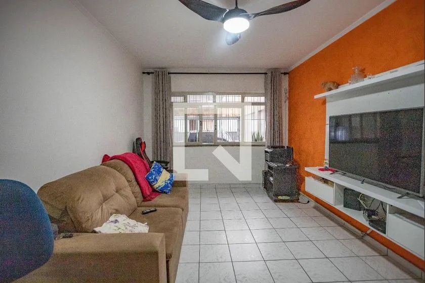 Casa à Venda - Centro, 4 Quartos, 222 m2