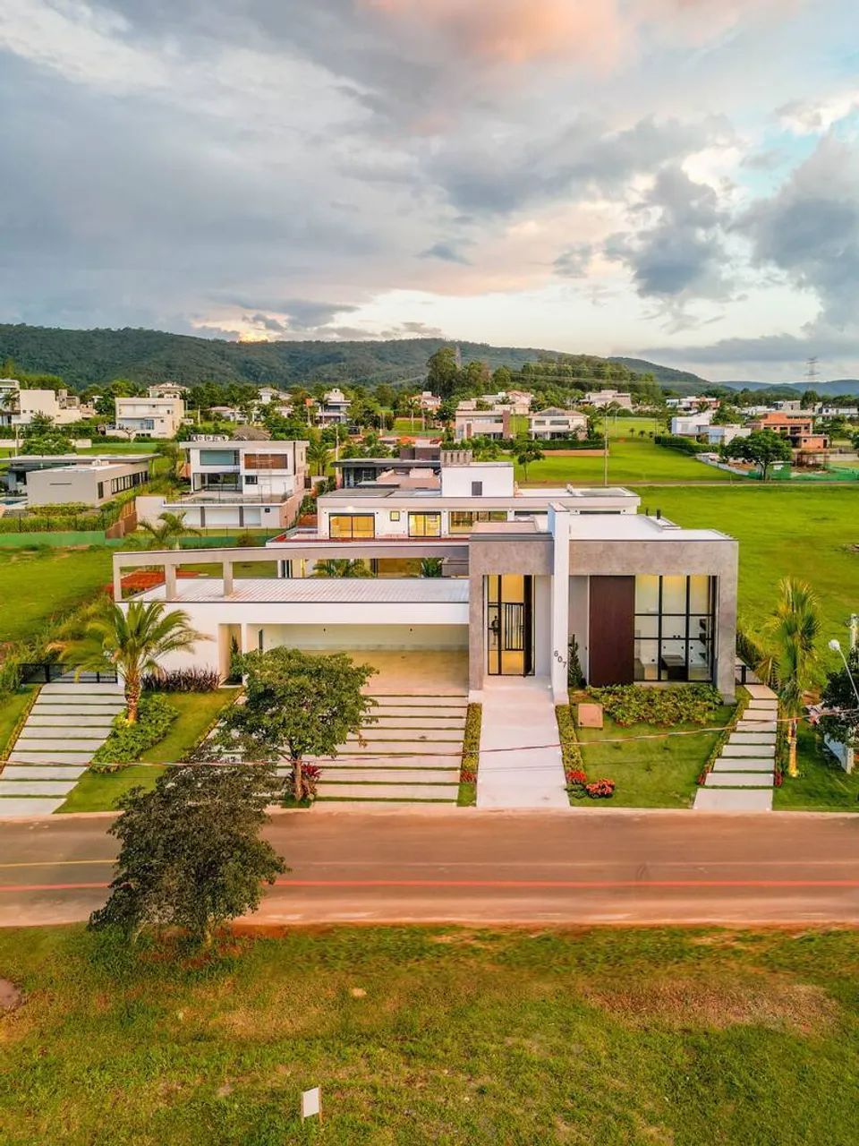 Mansão com 8 suítes no PORTAL JAPY GOLF CLUB - Foto 2
