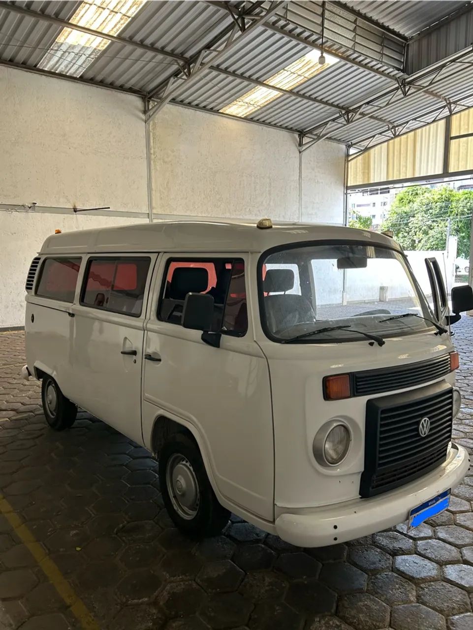 Volkswagen Kombi STANDARD 1.4 MI TOTAL FLEX 8V 2009