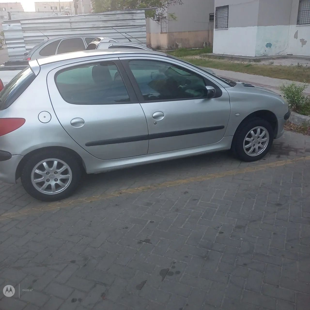 Peugeot 206 Presence 1.4/ 1.4 Flex 8V 3P 2005