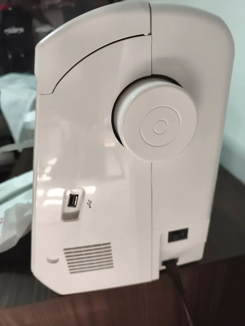 Máquina de bordar Brother PE 810 L - Foto 2