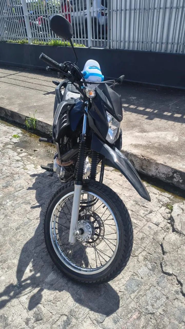 Moto  perfeita e super nova só pegar e rodar! - Foto 3