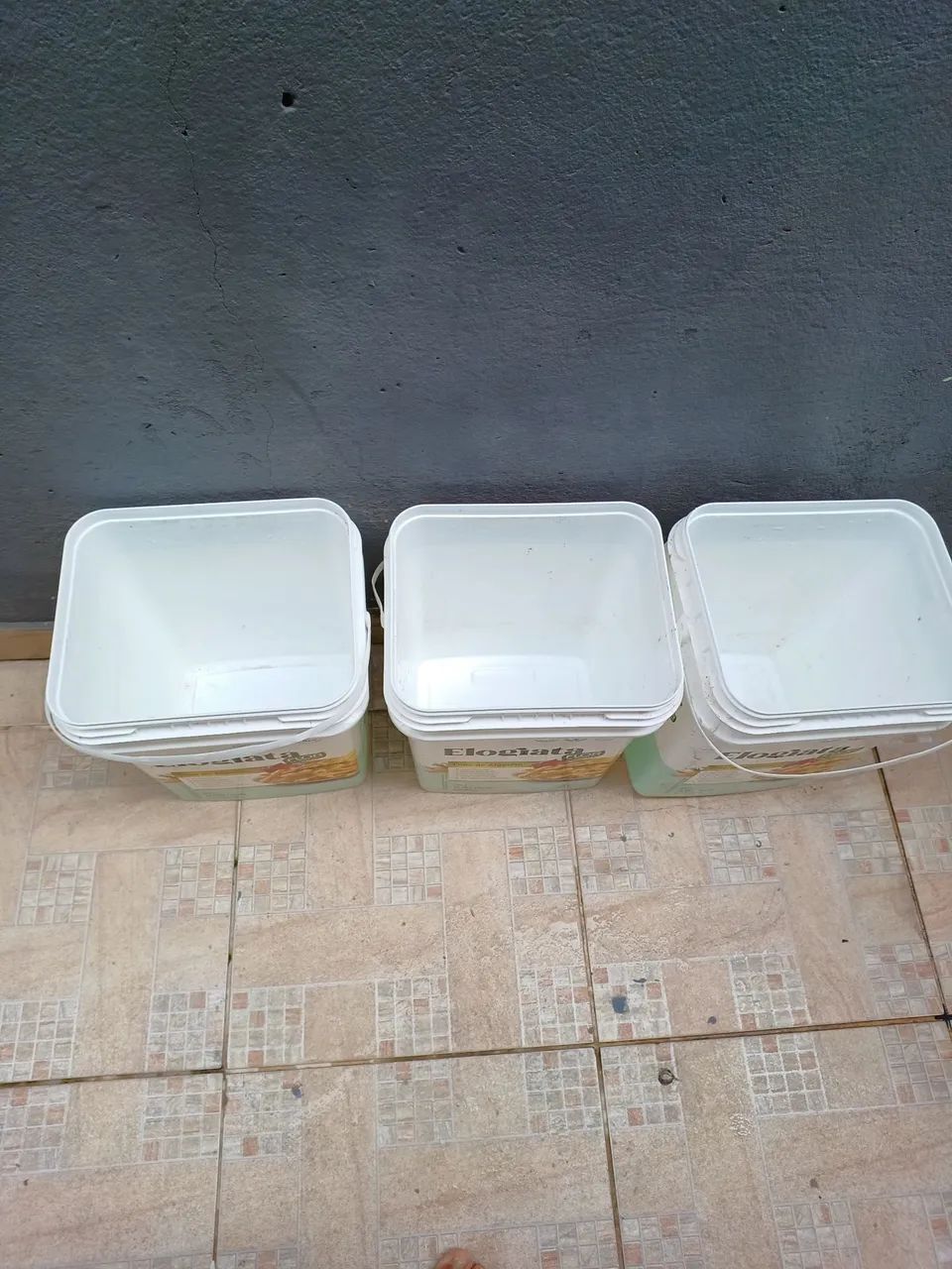 Baldes semi novos  - Foto 4