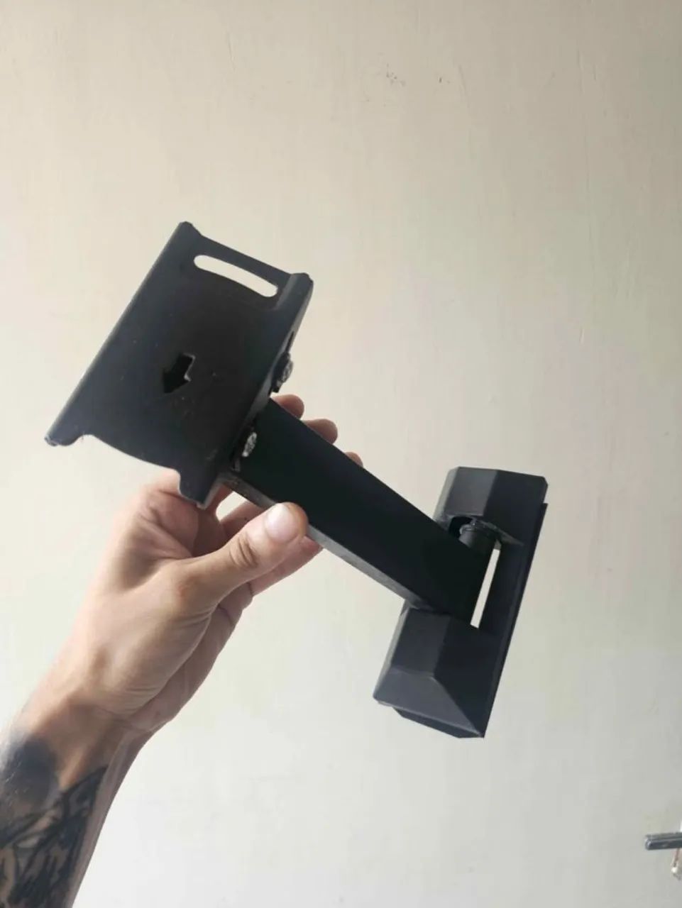 Suporte Articulado de Parede para TV até 50 Polegadas (VESA Universal) - Foto 3