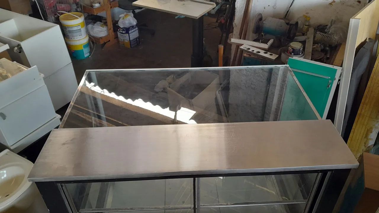 Balcão  vitrine novo pra vender logo - Foto 5