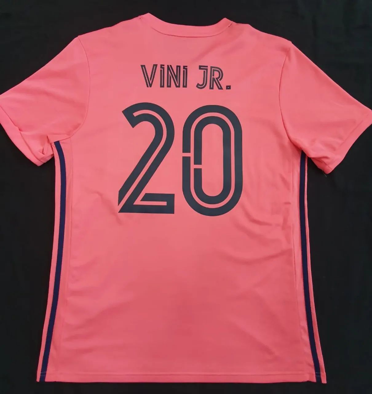 Camisa Real Madrid Vinícius Jr. 2020. - Foto 2