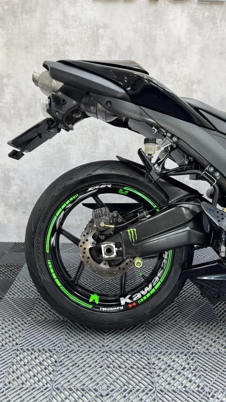 Kawasaki Zx-6r 600cc 2008 - 1493791280 | OLX