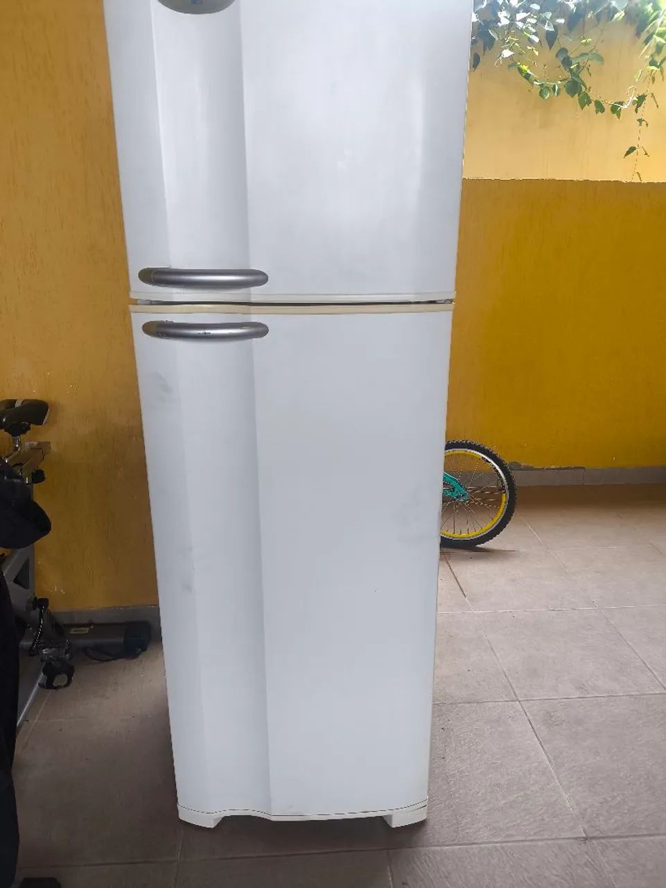 Geladeira duplex Frost Free com defeito  - Foto 4