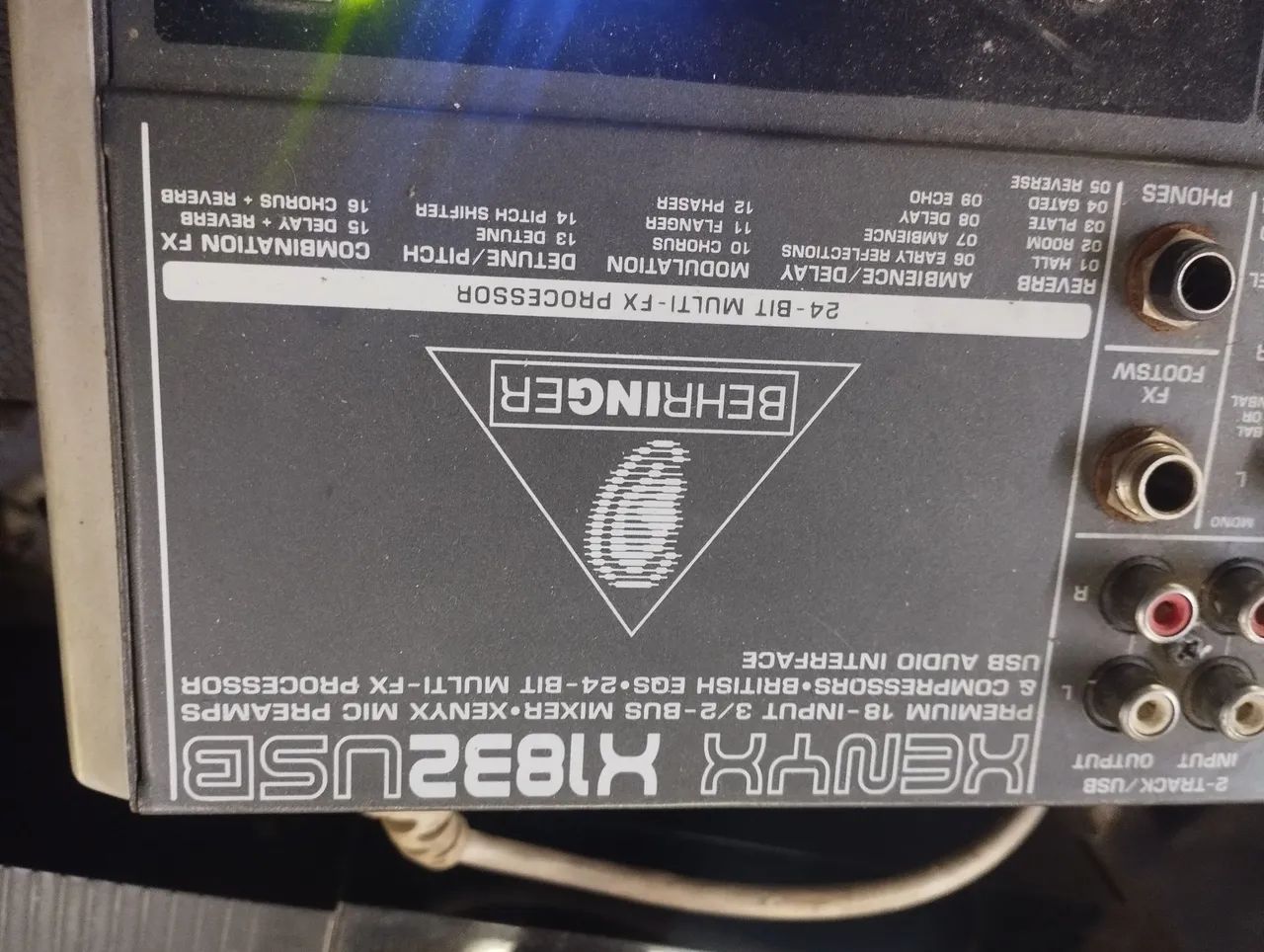 Mesa Behringer X1832usb reparo - Foto 3