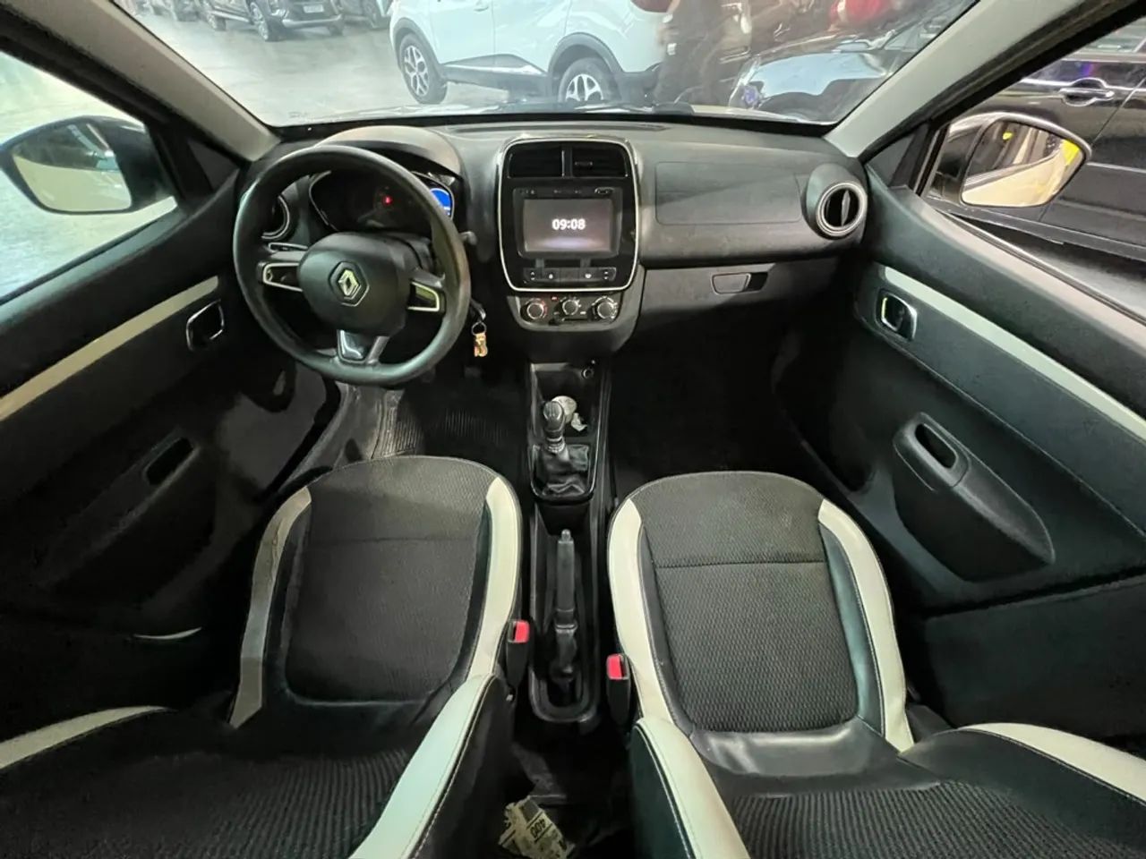 Renault Kwid 1.0 Intense 2018 - Foto 3