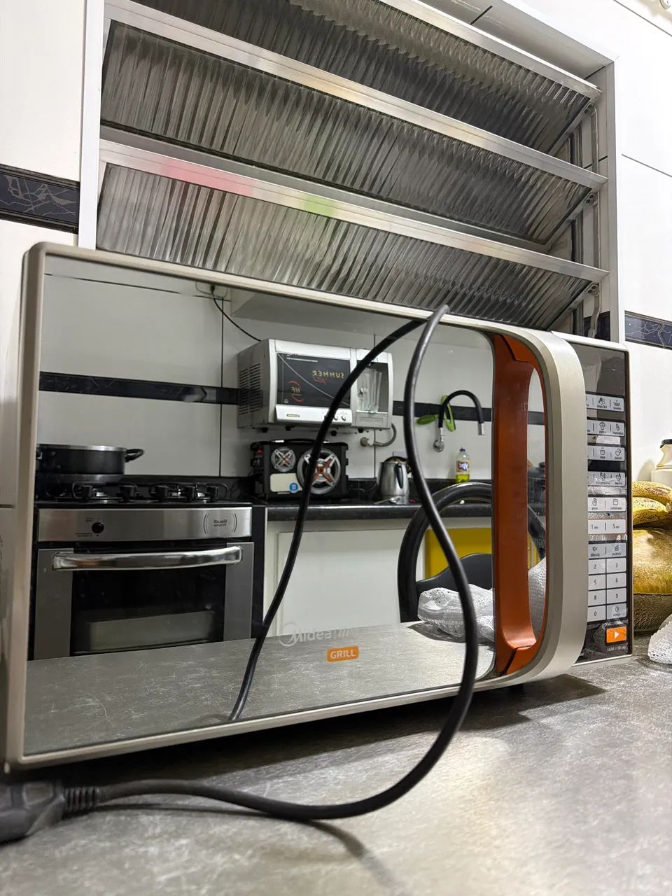 Microondas Midea (sucata)