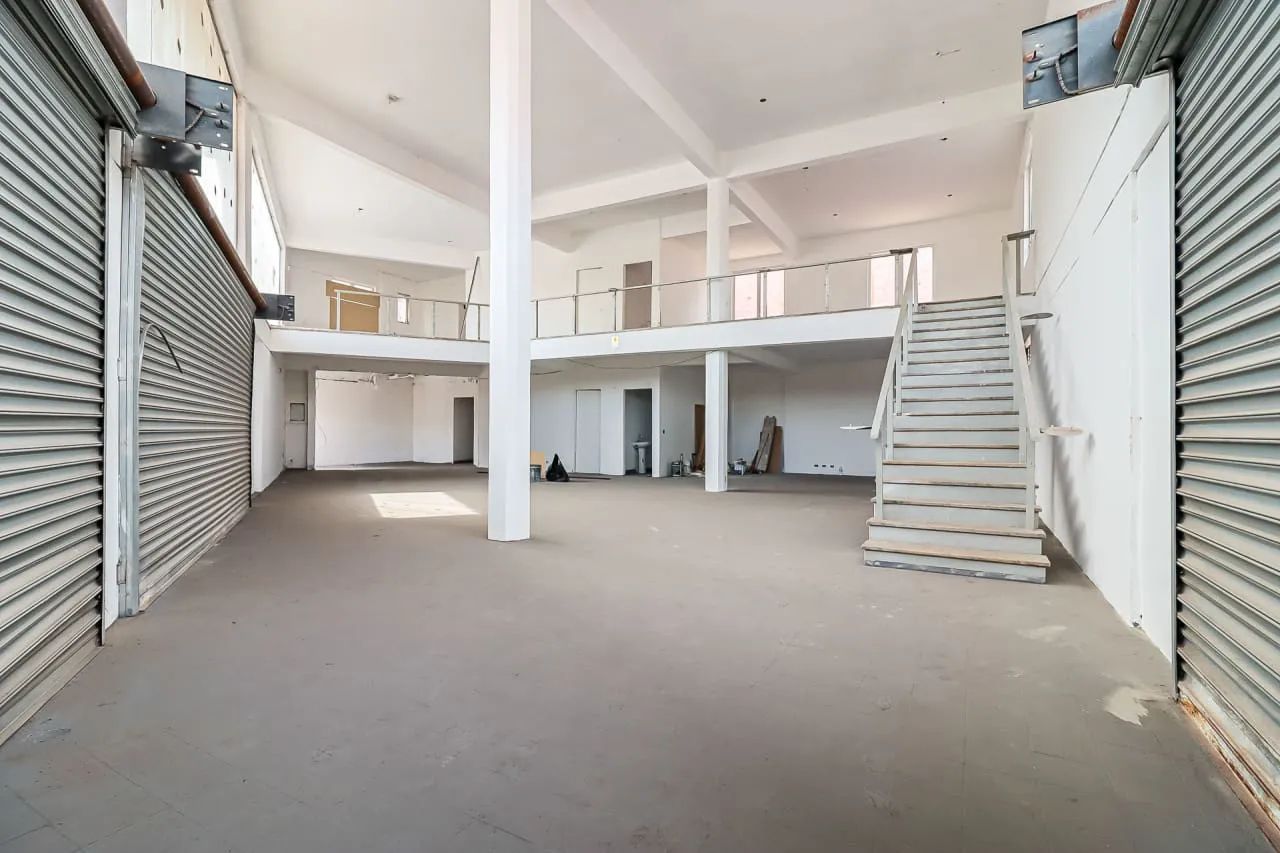 Prédio comercial na Avenida Guarapiranga, 811  837 m² - Foto 4