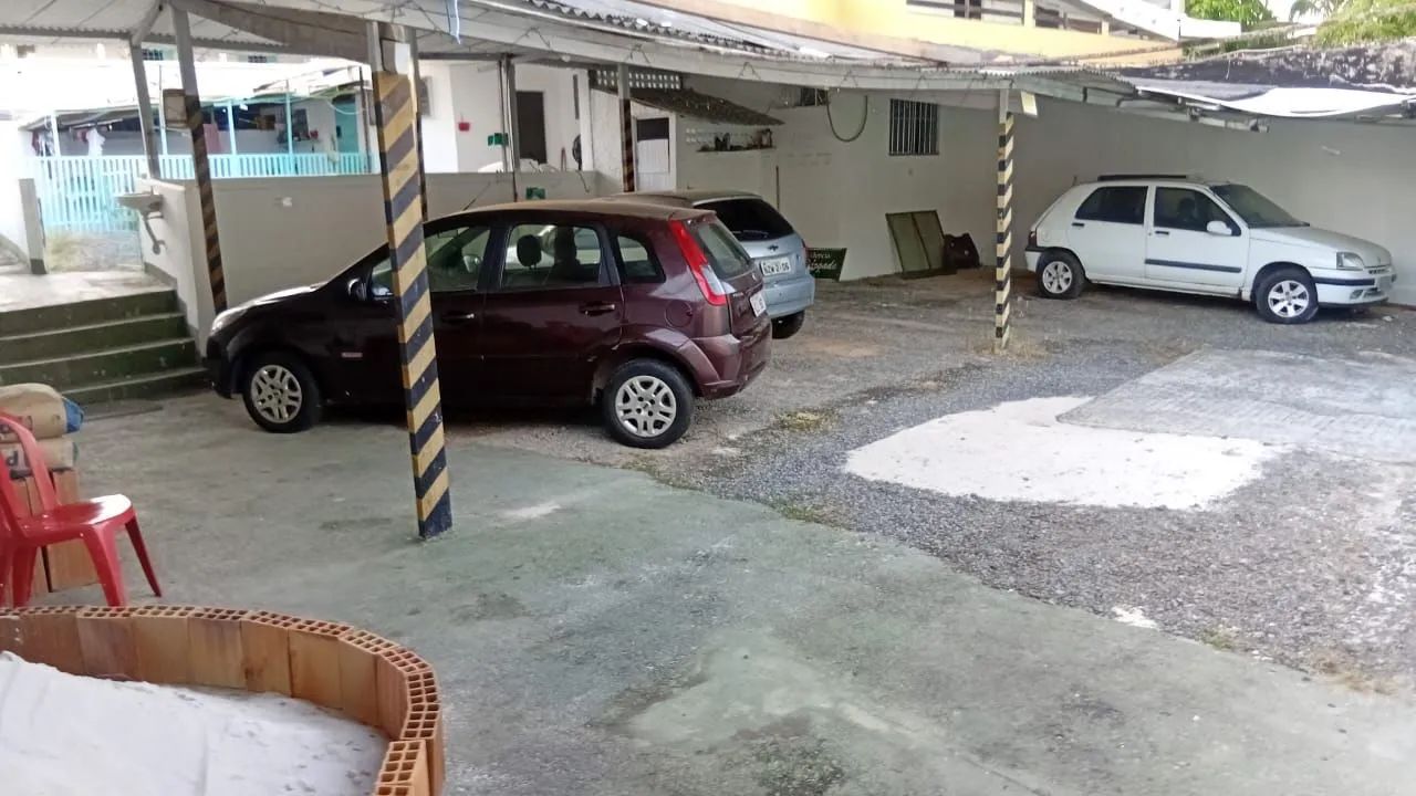 ALUGO KITNET MOBILIADA- PRÓXIMO AO  FAROL DE ITAPUÃ 
