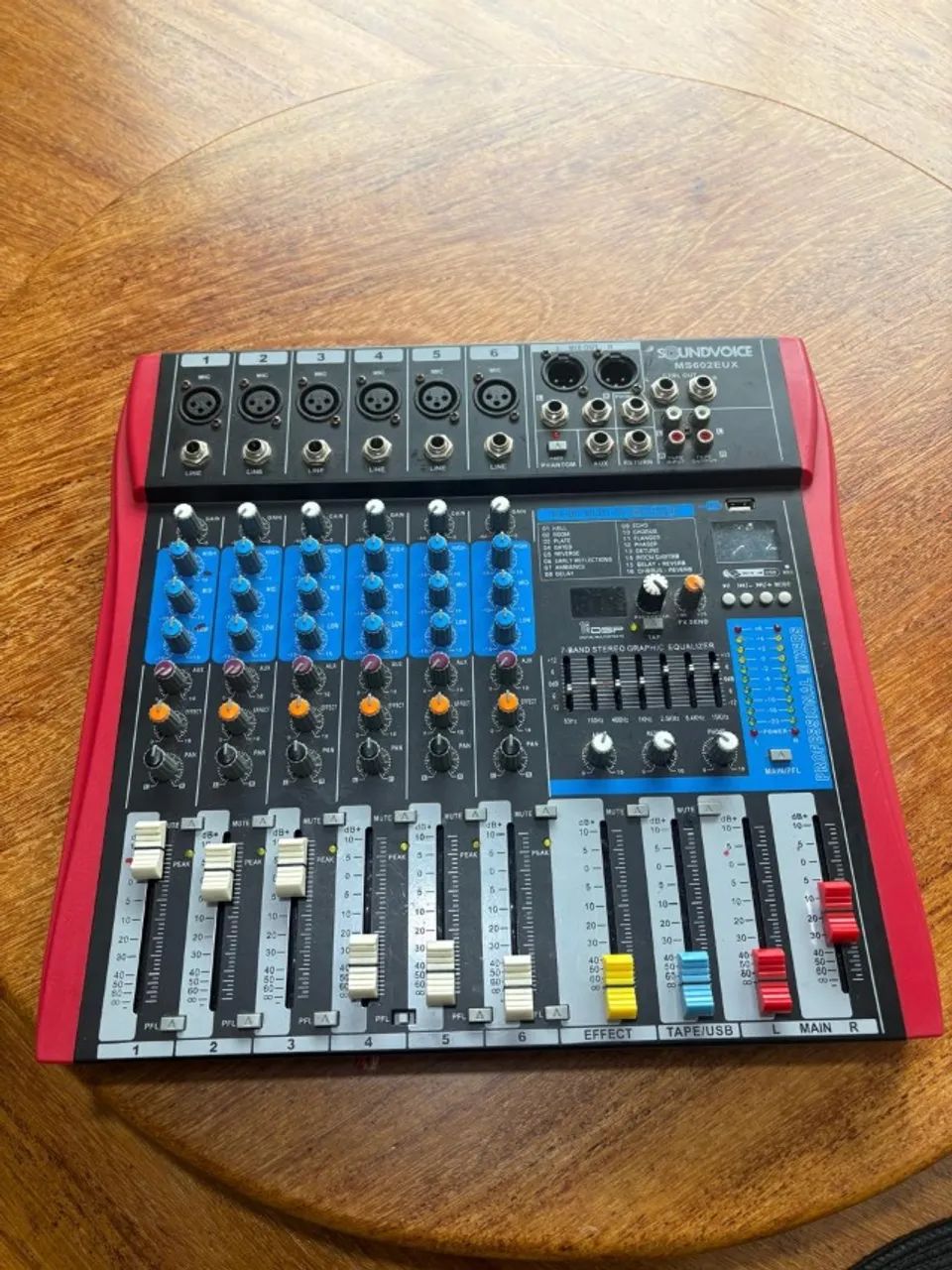 Mesa SoundVoice 6 Canais