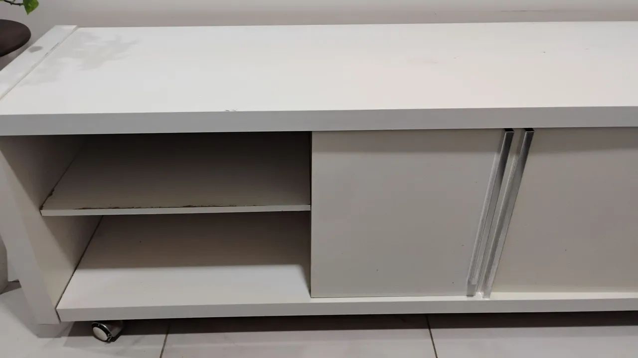 Rack branco para TV - (1,90m) - bom estado de conservação  - Foto 3