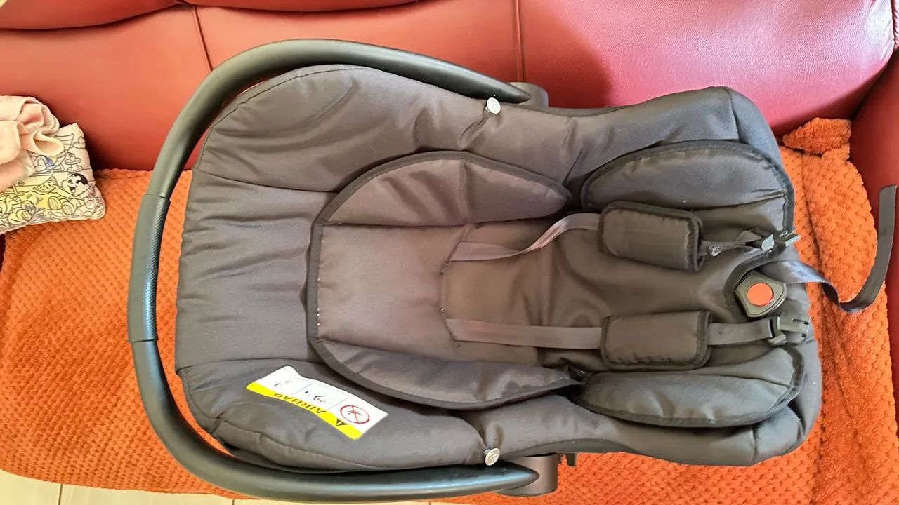 Vende-se bebê conforto com base - Foto 3