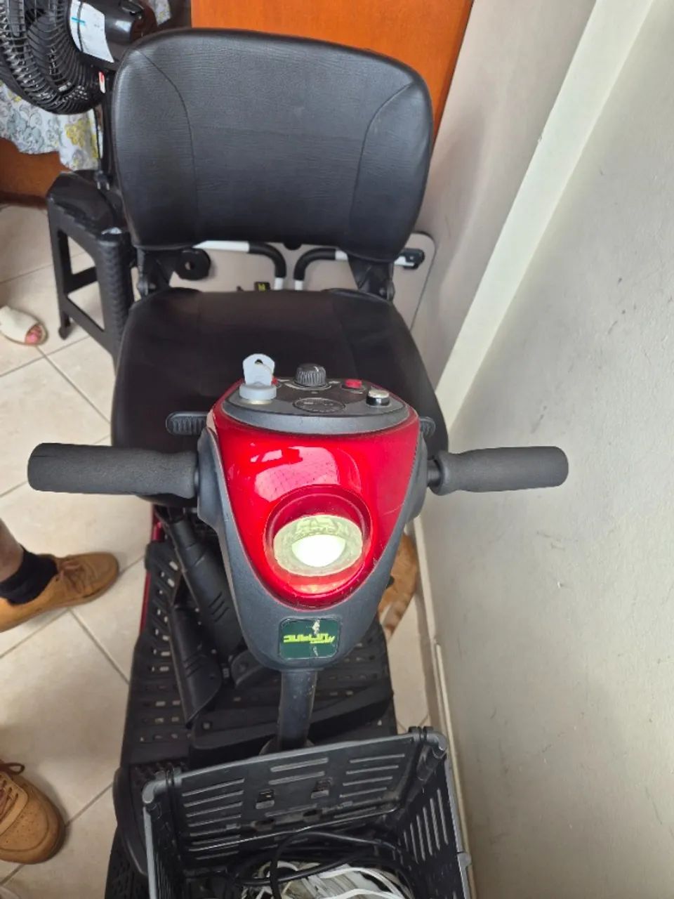 Cadeira motorizada  - Foto 4