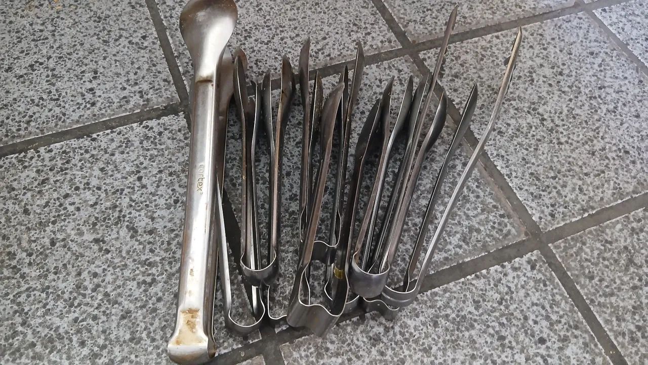  Espátulas e cortadores bolo R$10,00 cada - Foto 2