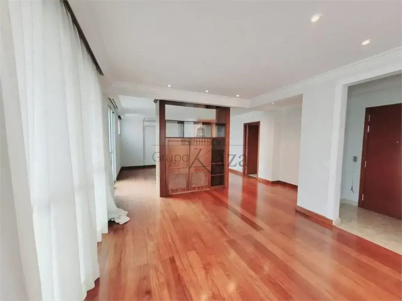 Apartamento - Moema - 3 Dormitórios - 250m². - Foto 3
