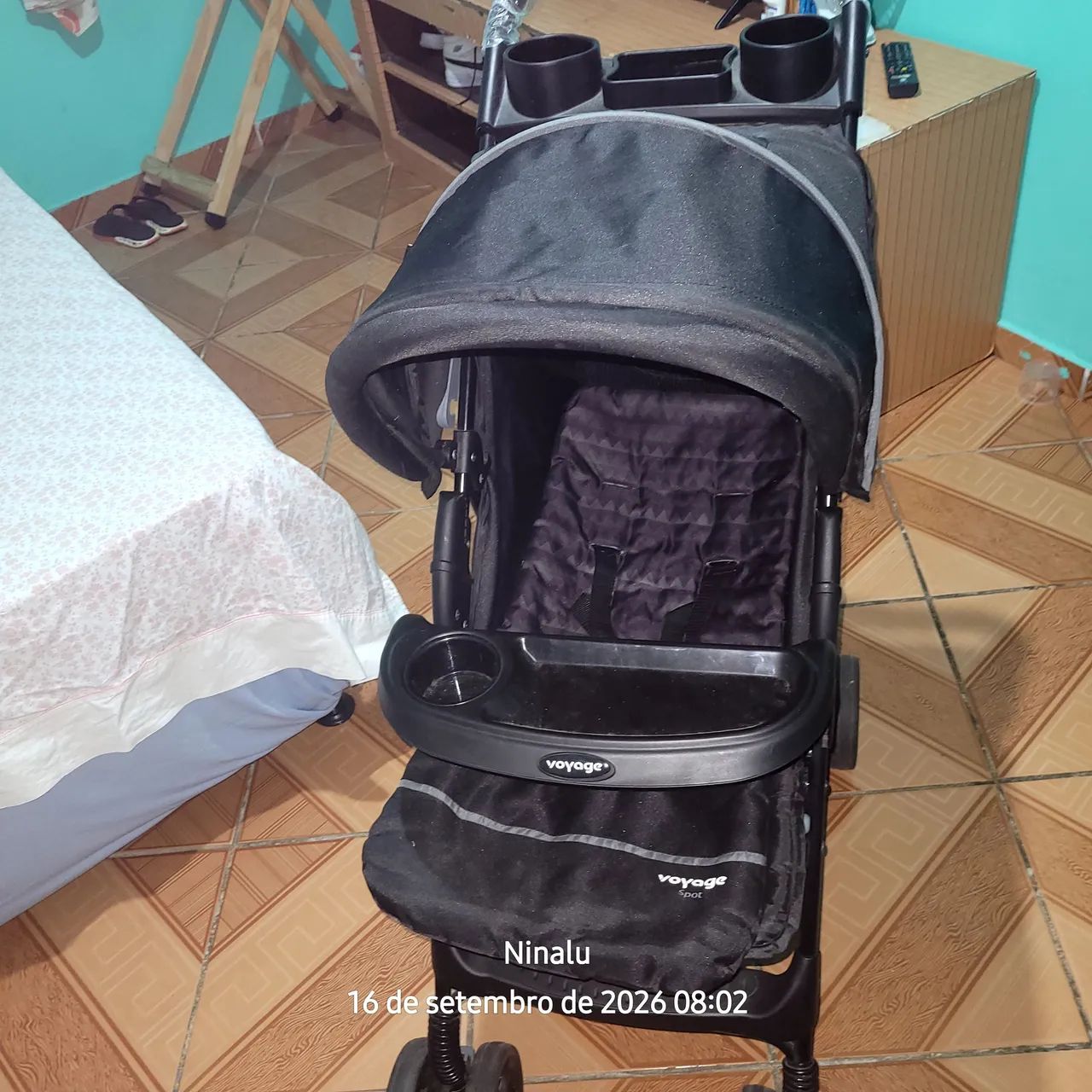 Carrinho  de passeio e andadeira - Foto 3