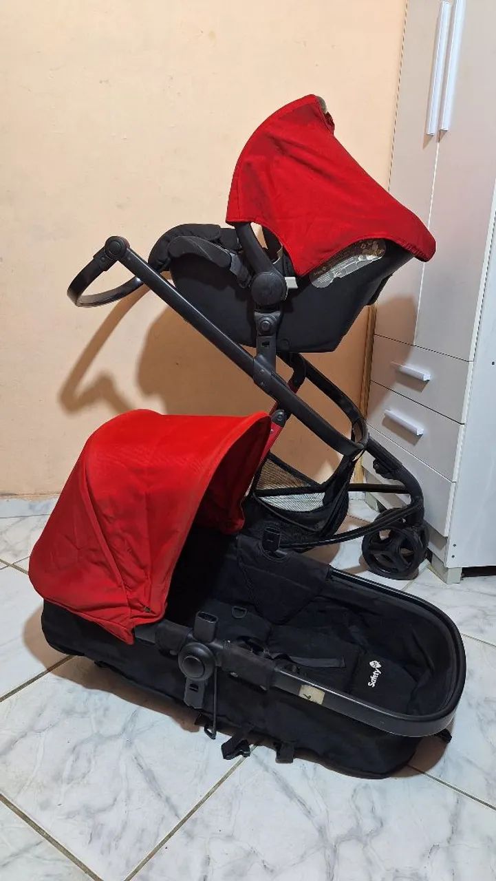 Carrinho Moisés + bebe conforto 